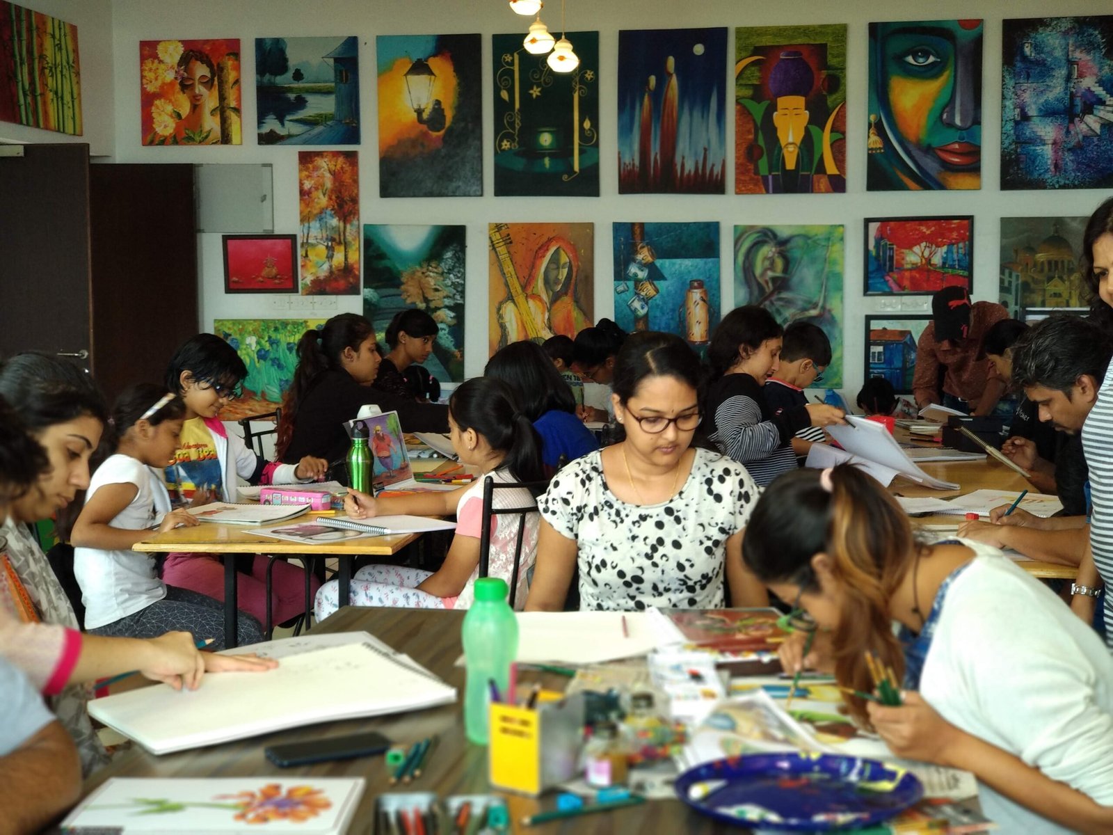 Children learning art at Konsult Creative